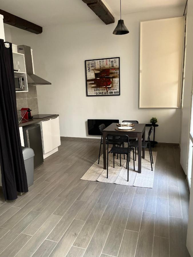 Studio Plein Coeur De Libourne Apartment Exterior foto
