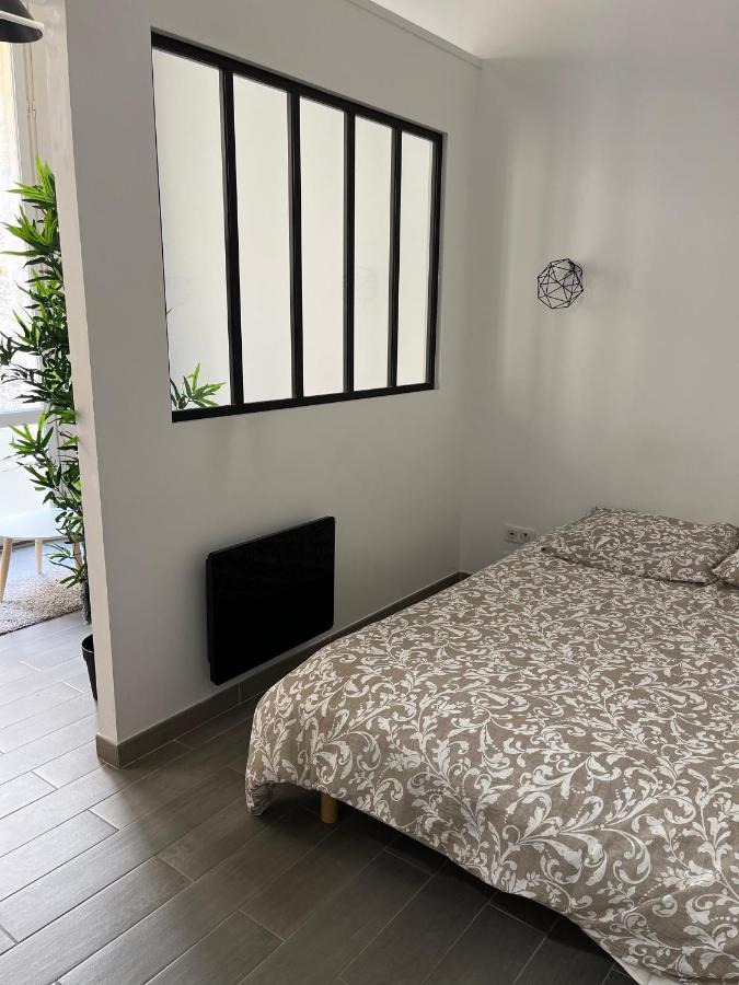 Studio Plein Coeur De Libourne Apartment Exterior foto