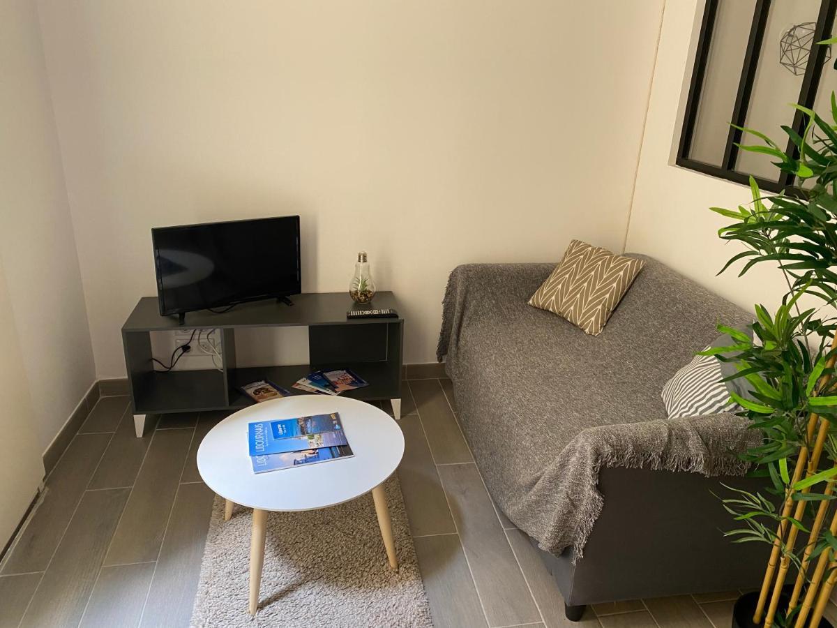 Studio Plein Coeur De Libourne Apartment Exterior foto